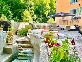 Notre-Dame d'Escouloubre Sources d'eaux chaudes privées et sauna